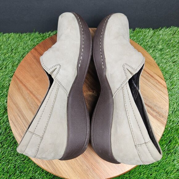 Dansko Abigail Shoes Womens EU 38 US 8.5-9 Taupe Nubuck Leather Slip On Clogs - Picture 8 of 12
